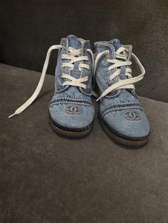 CHANEL Shoes - CHANEL 2020 Light Blue Denim Lace-Up Sneakers with White Laces